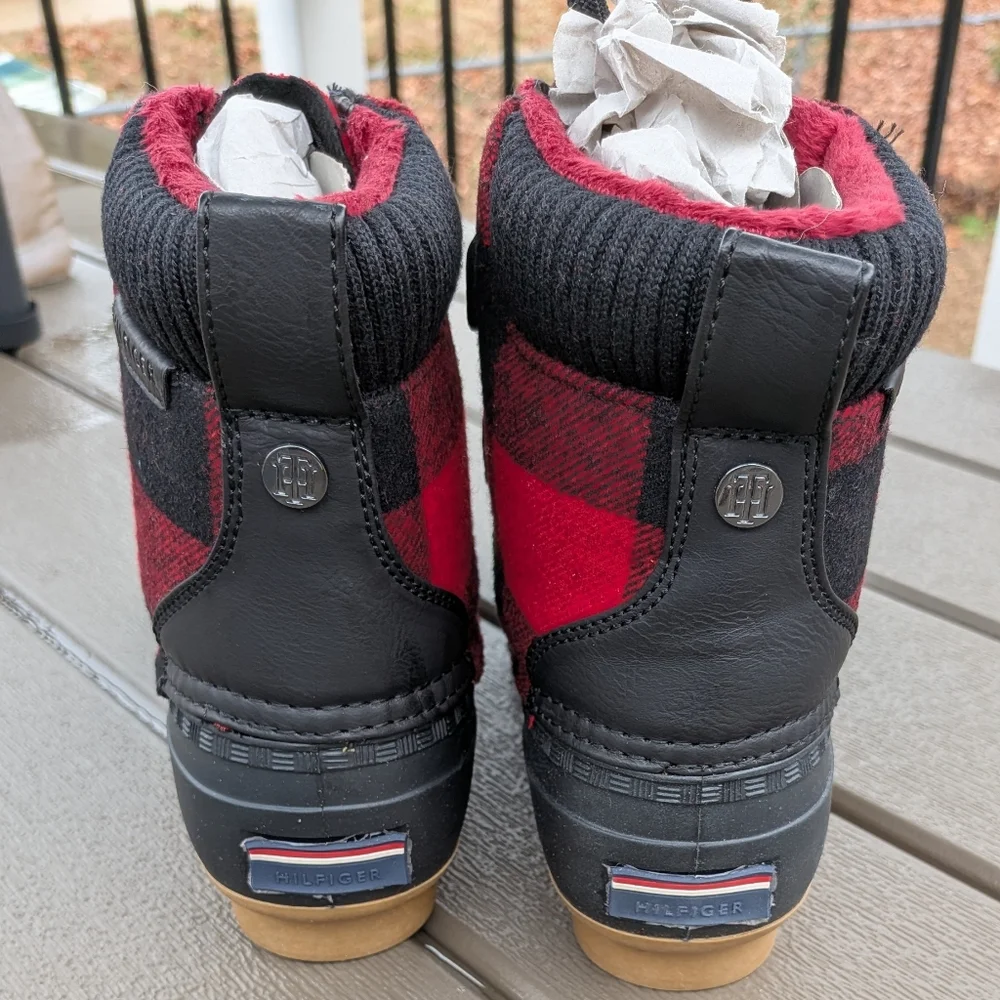 Tommy Hilfiger Buffalo Plaid Ankle Duck Boots